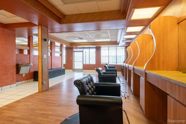 14811 Plymouth Road, Detroit, MI 48227