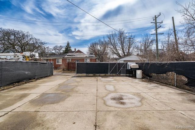 14811 Plymouth Road, Detroit, MI 48227