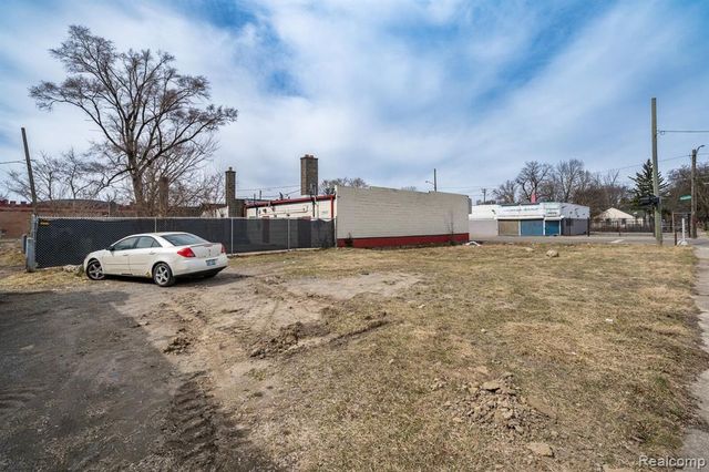 14811 Plymouth Road, Detroit, MI 48227