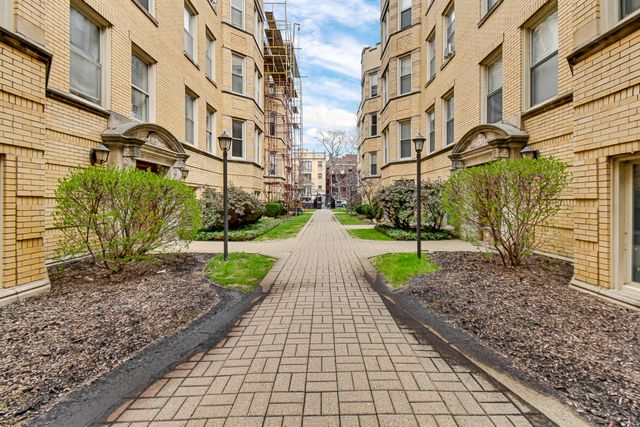 5454 S Cornell Avenue 3E, Chicago, IL 60615