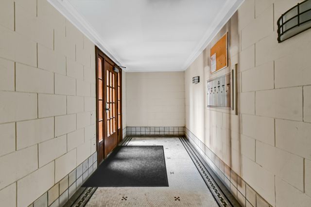 5454 S Cornell Avenue 3E, Chicago, IL 60615