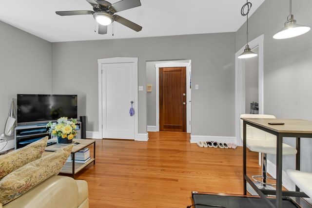 5454 S Cornell Avenue 3E, Chicago, IL 60615