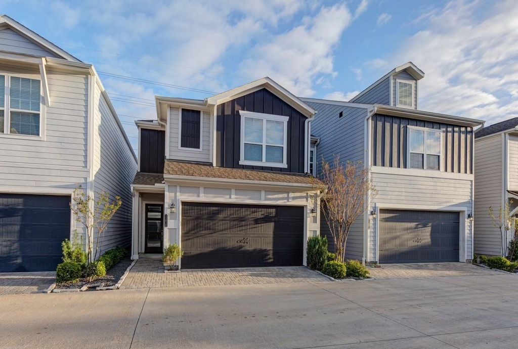 11010 Crescent Light Way, Houston, TX 77043