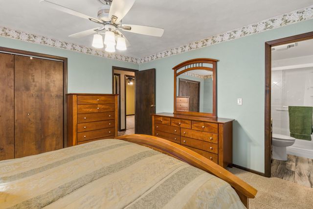 705 E 5th Street, Coal Valley, IL 61240