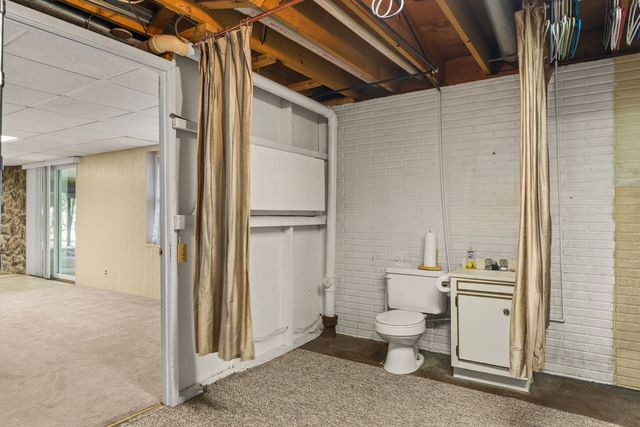 705 E 5th Street, Coal Valley, IL 61240