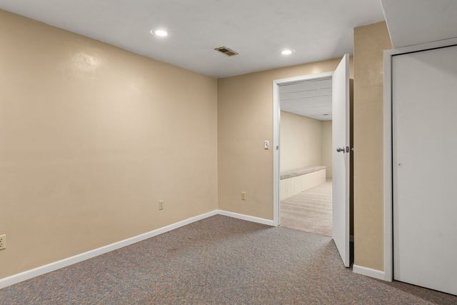 705 E 5th Street, Coal Valley, IL 61240