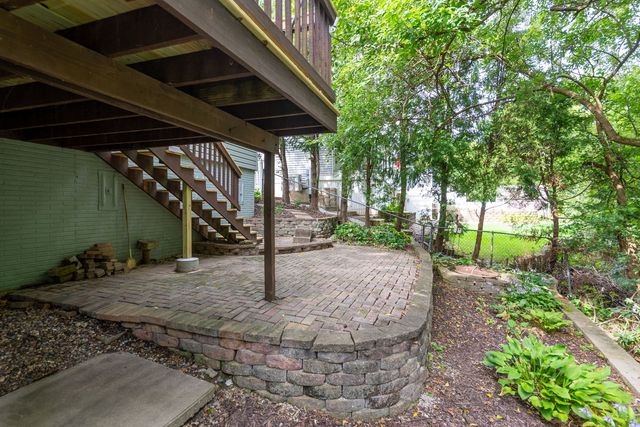 705 E 5th Street, Coal Valley, IL 61240