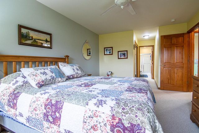 1224 Steeplechase DRIVE, Watertown, WI 53094