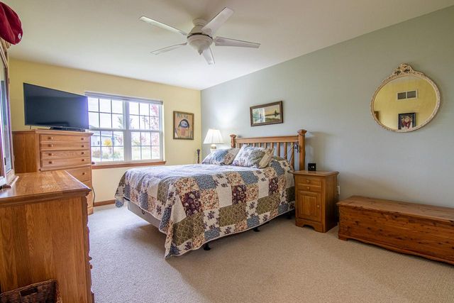 1224 Steeplechase DRIVE, Watertown, WI 53094