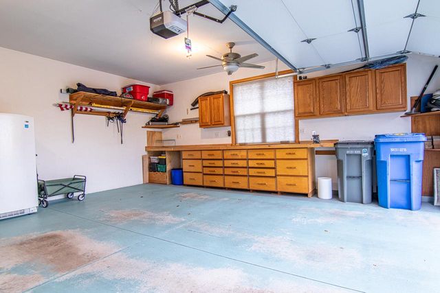 1224 Steeplechase DRIVE, Watertown, WI 53094