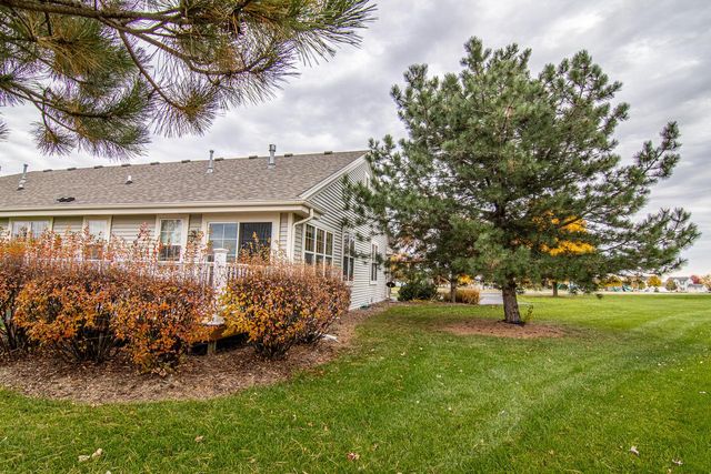 1224 Steeplechase DRIVE, Watertown, WI 53094