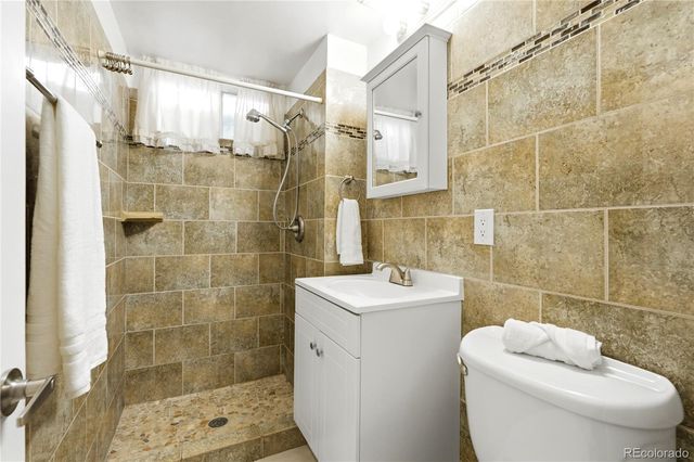 6020 Kline Street, Arvada, CO 80004