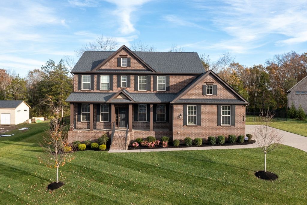 691 Lawler Ln, Nolensville, TN 37135