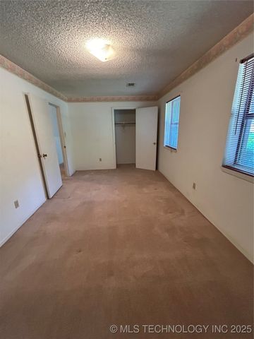 3609 Dawna, Durant, OK 74701