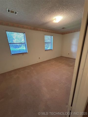 3609 Dawna, Durant, OK 74701