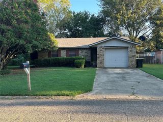 3609 Dawna, Durant, OK 74701