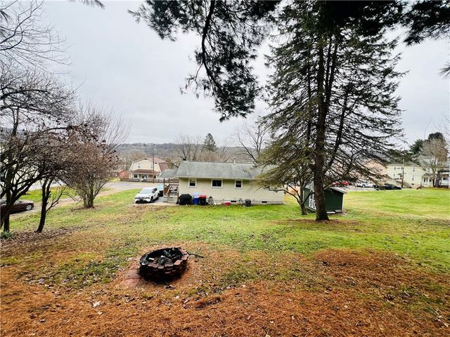 1009 N Ashland Ave, New Castle, PA 16102