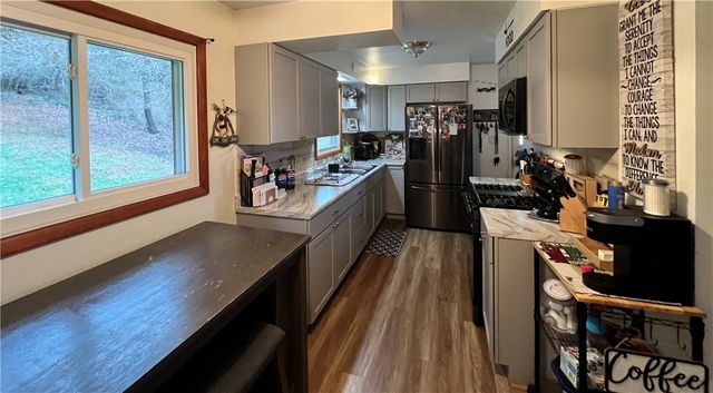 1009 N Ashland Ave, New Castle, PA 16102