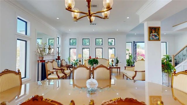 276 Capri, Simi Valley, CA 93065