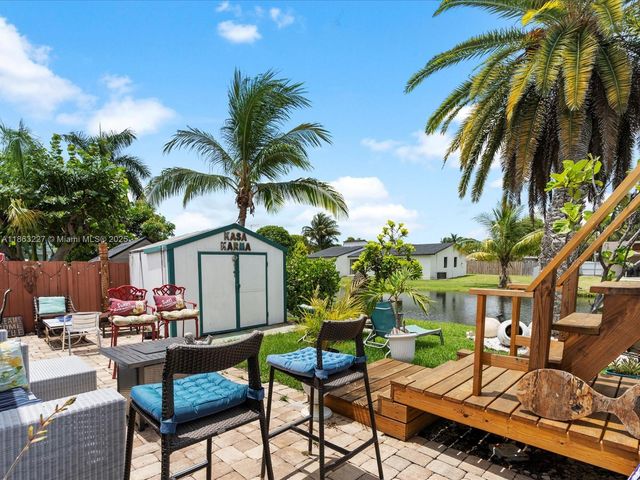 609 SW 2nd Ave, Hallandale Beach, FL 33009