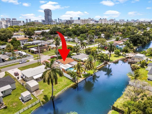 609 SW 2nd Ave, Hallandale Beach, FL 33009