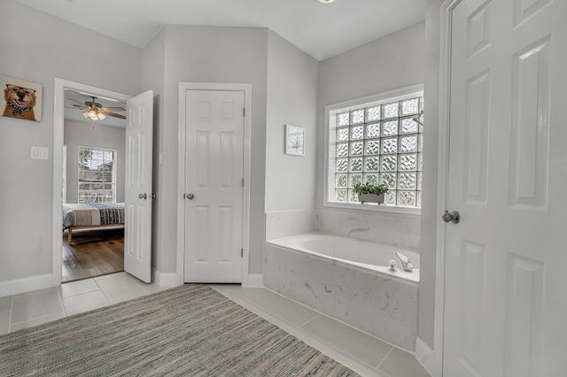 5417 Blue Haven Drive, Willis, TX 77318