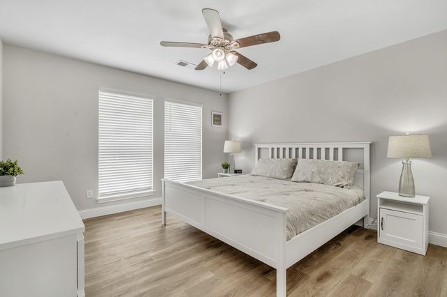 5417 Blue Haven Drive, Willis, TX 77318