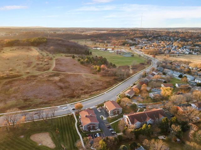 1605 McKenna Boulevard, Madison, WI 53711