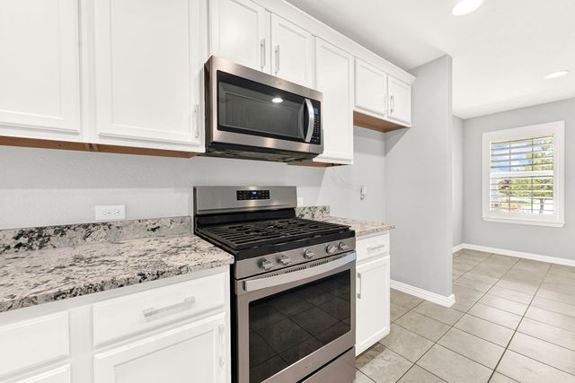 913 Rough Hollow Drive, Mckinney, TX 75071