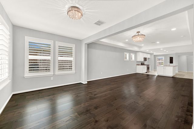 913 Rough Hollow Drive, Mckinney, TX 75071