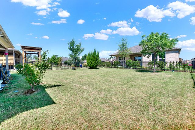 913 Rough Hollow Drive, Mckinney, TX 75071