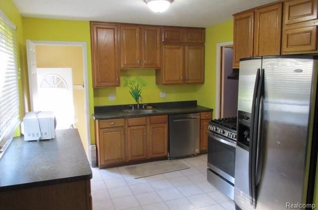 26273 Eton Avenue, Dearborn Heights, MI 48125