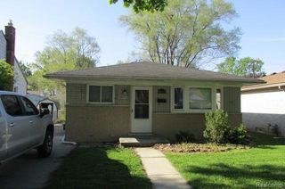 26273 Eton Avenue, Dearborn Heights, MI 48125