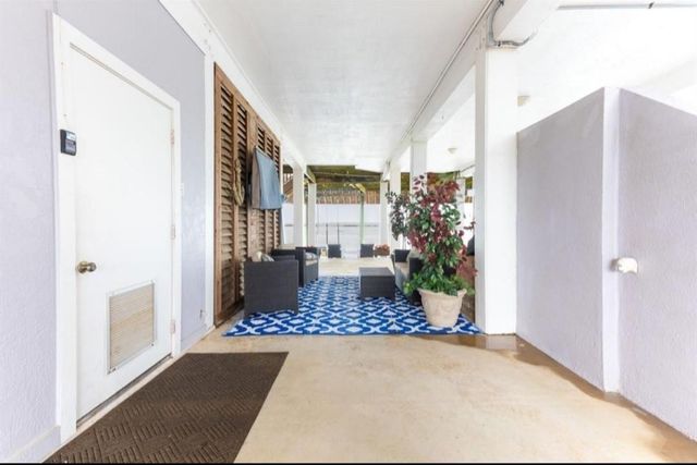 423 Hana Drive, Tiki Island, TX 77554