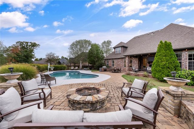 3130 Autumn Lane, Centerton, AR 72719