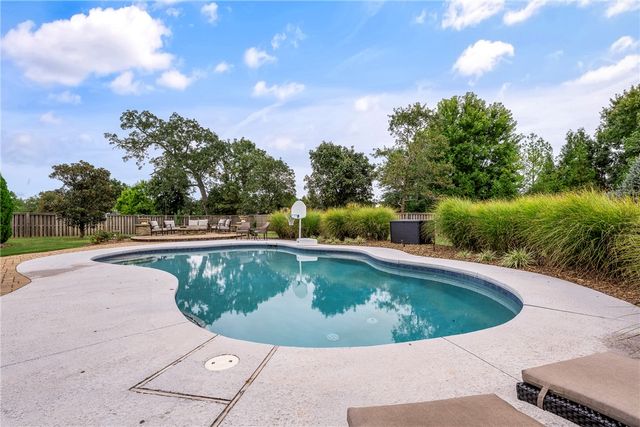 3130 Autumn Lane, Centerton, AR 72719