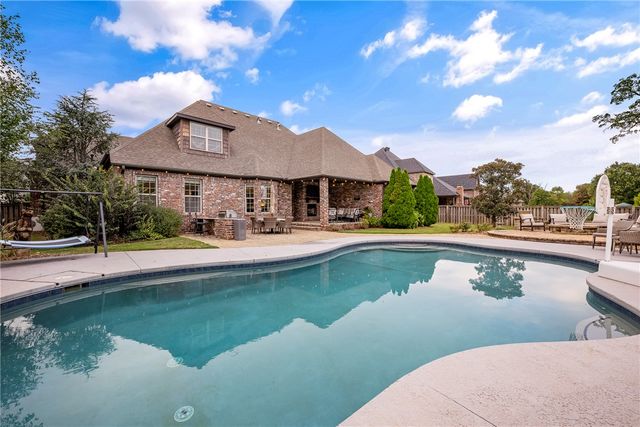 3130 Autumn Lane, Centerton, AR 72719