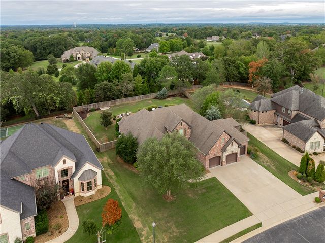 3130 Autumn Lane, Centerton, AR 72719