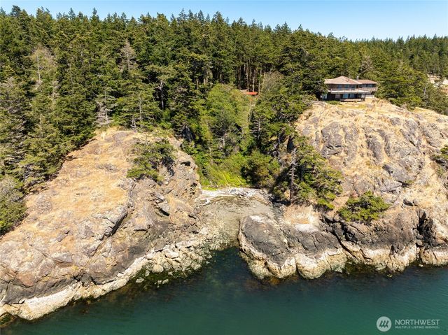 189 Calle Aguila, Lopez Island, WA 98261