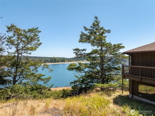 189 Calle Aguila, Lopez Island, WA 98261