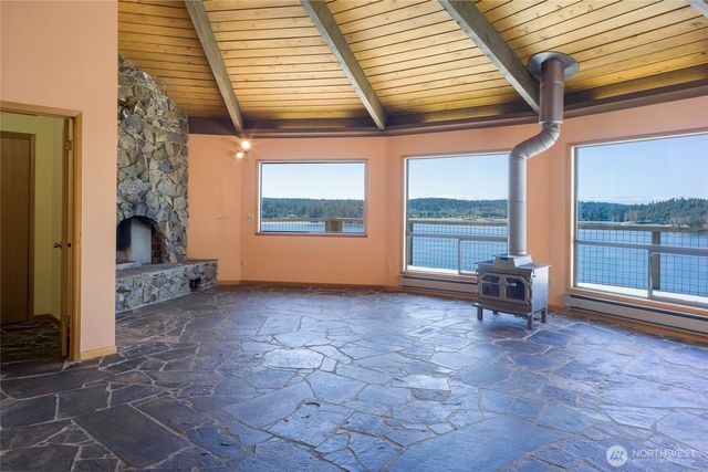 189 Calle Aguila, Lopez Island, WA 98261