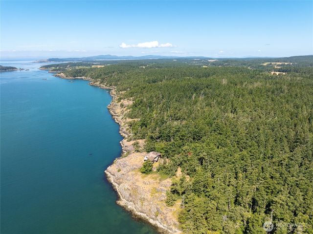 189 Calle Aguila, Lopez Island, WA 98261