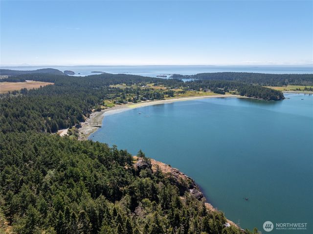 189 Calle Aguila, Lopez Island, WA 98261