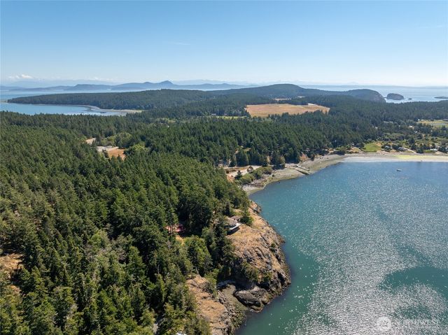 189 Calle Aguila, Lopez Island, WA 98261