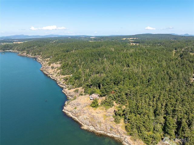 189 Calle Aguila, Lopez Island, WA 98261