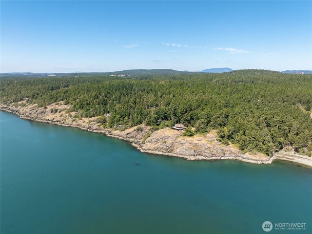 189 Calle Aguila, Lopez Island, WA 98261