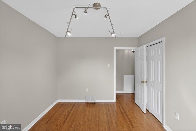 811 BORBECK AVE, Philadelphia, PA 19111