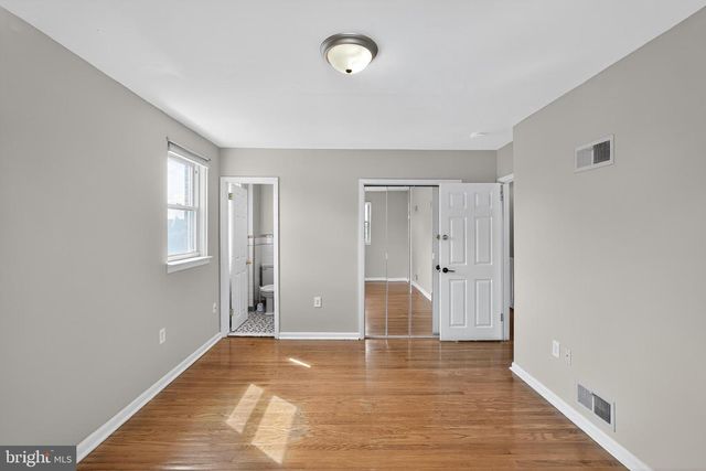811 BORBECK AVE, Philadelphia, PA 19111