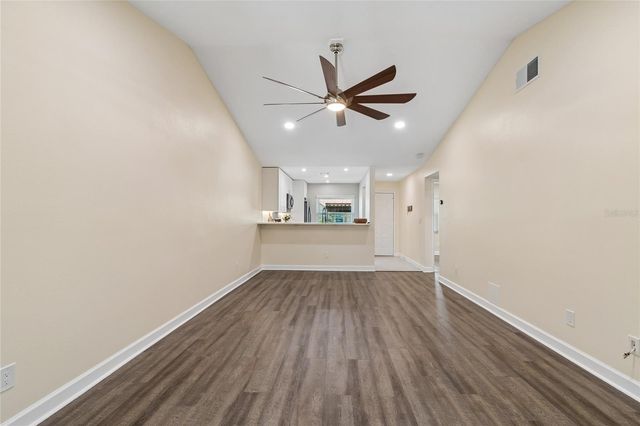 10780 43RD STREET N 707, Clearwater, FL 33762