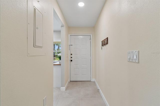 10780 43RD STREET N 707, Clearwater, FL 33762